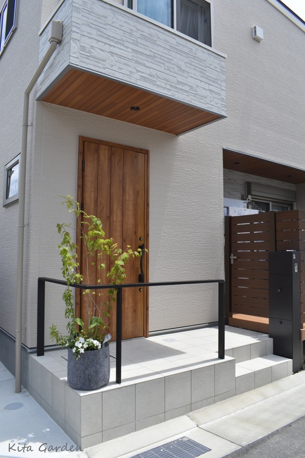 兵庫県伊丹市S様邸の新築外構と庭工事