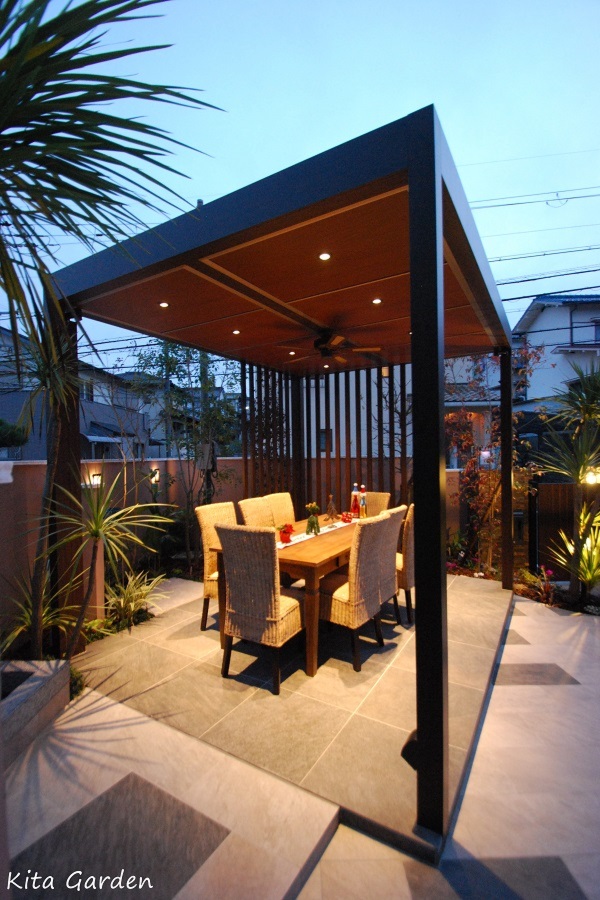 ガーデンテラスとホームヤードルーフ屋根