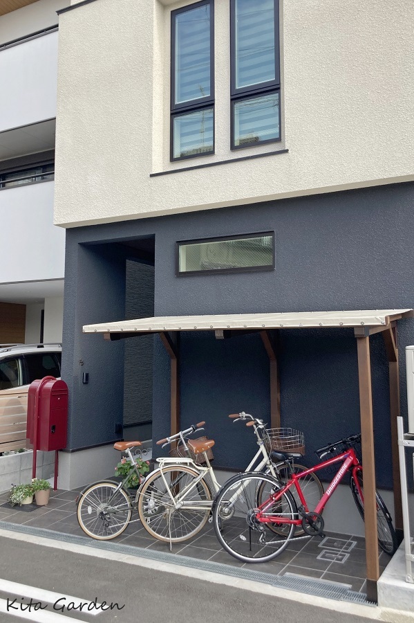 大阪市H様邸のサイクルポート