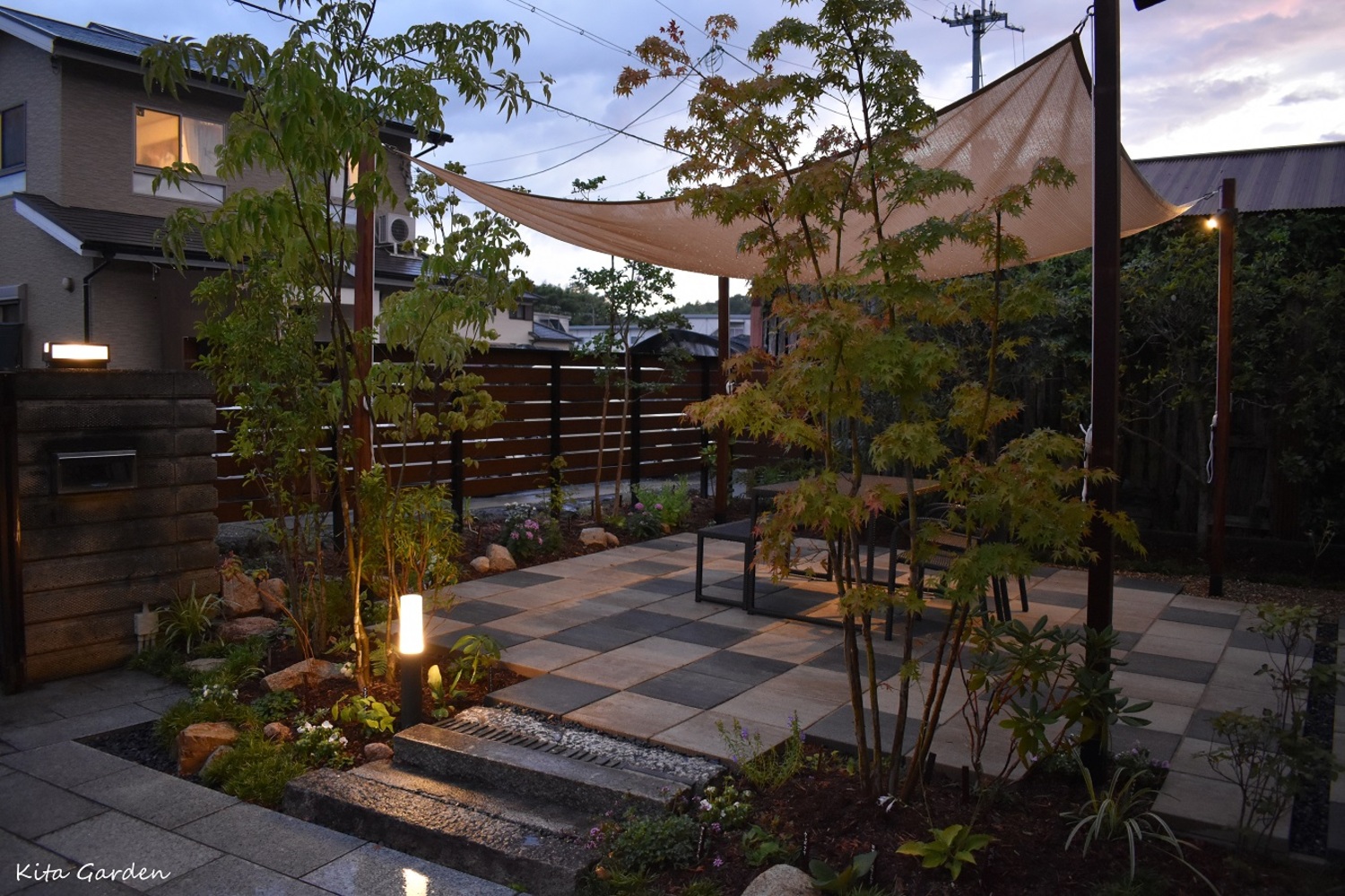 京都市B様邸の夜の庭
