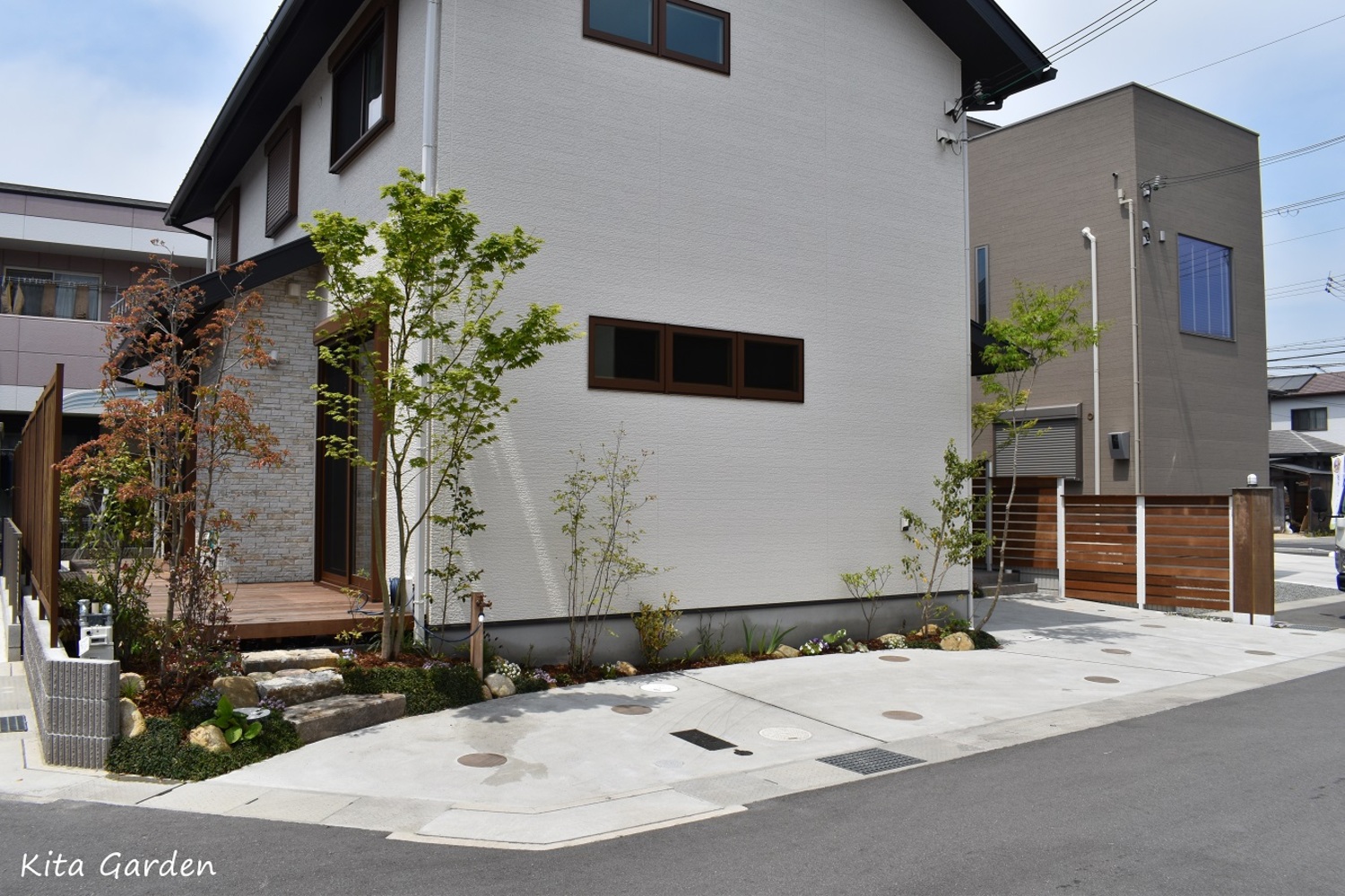 姫路市T様邸の新築外構と庭
