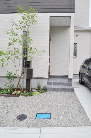 川西市の外構の洗い出しのアプローチ