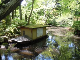 根津美術館のお庭
