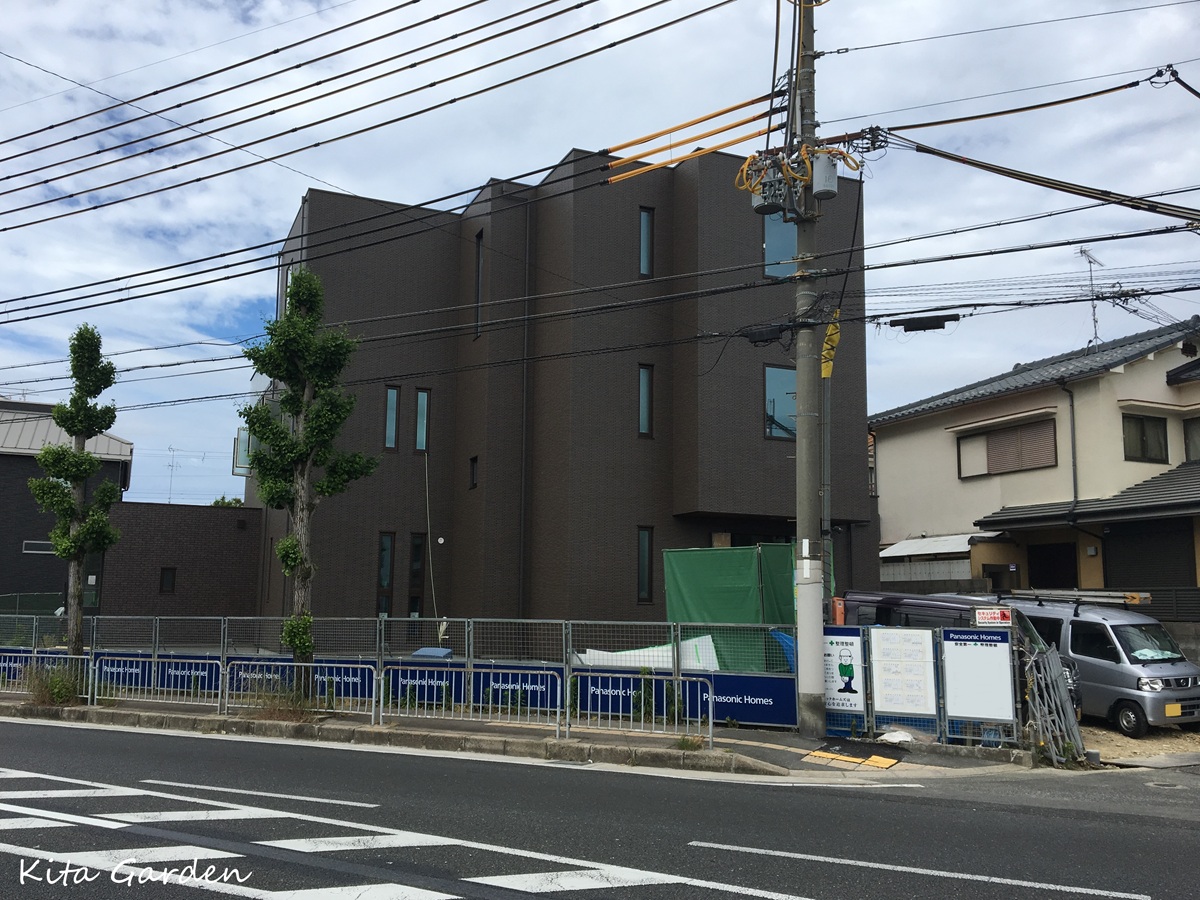 伊丹市二世帯住宅の新築外構