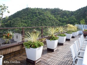 芦屋市のルーフバルコニーの庭