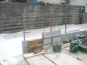 西宮市の新築外構の門柱工事