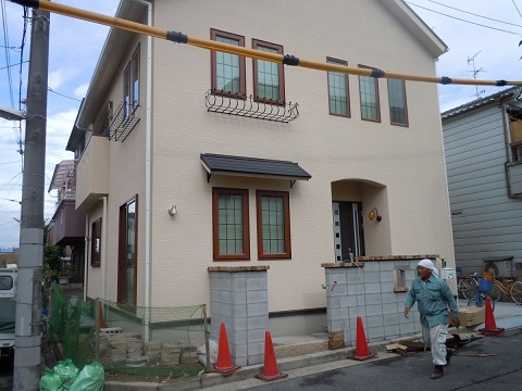 尼崎市の新築外構の門塀ブロック積み工