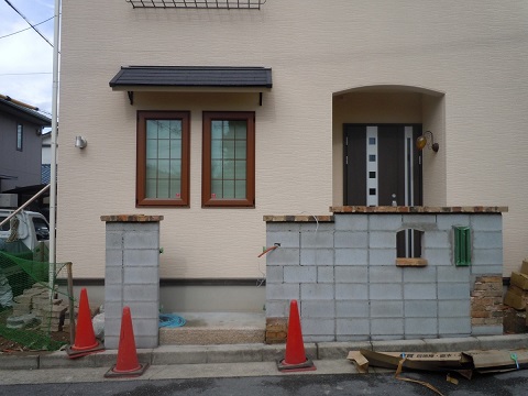 尼崎市の新築外構のブロック工