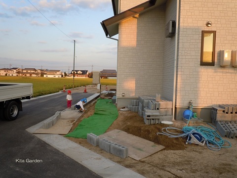 岡山県の新築外構のブロック工事