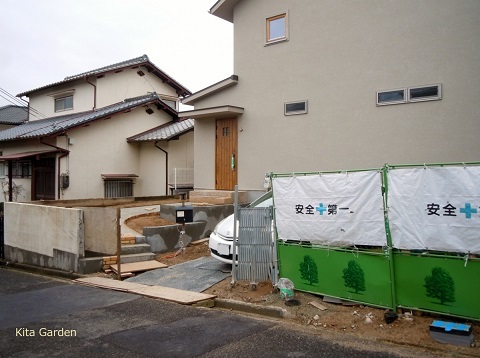 神戸市の新築外構のコンクリートとブロック左官下地
