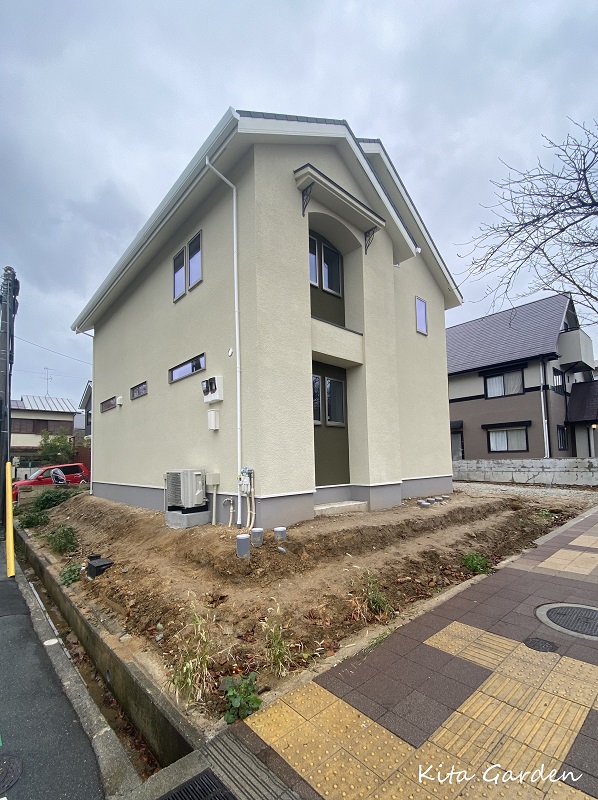 西宮市の高低差のある外構工事