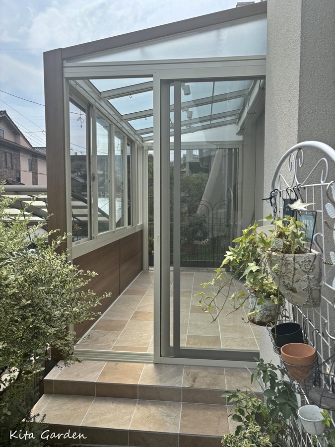 兵庫県宝塚市庭リフォーム工事サンルーム設置