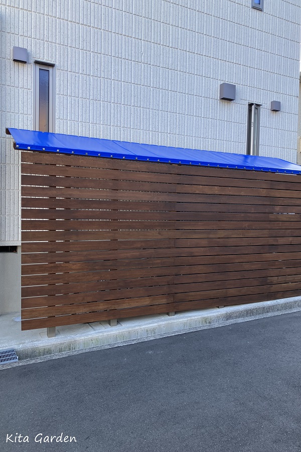 宝塚市で施工したオーダーメイドサイクルポート