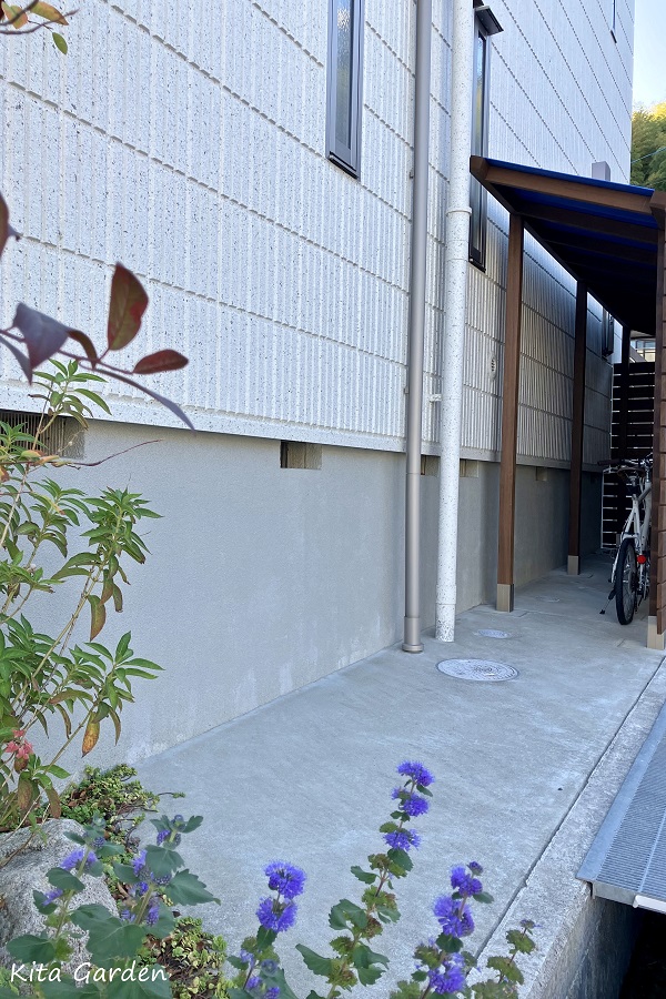 宝塚市で設置したフェンス付きサイクルポート