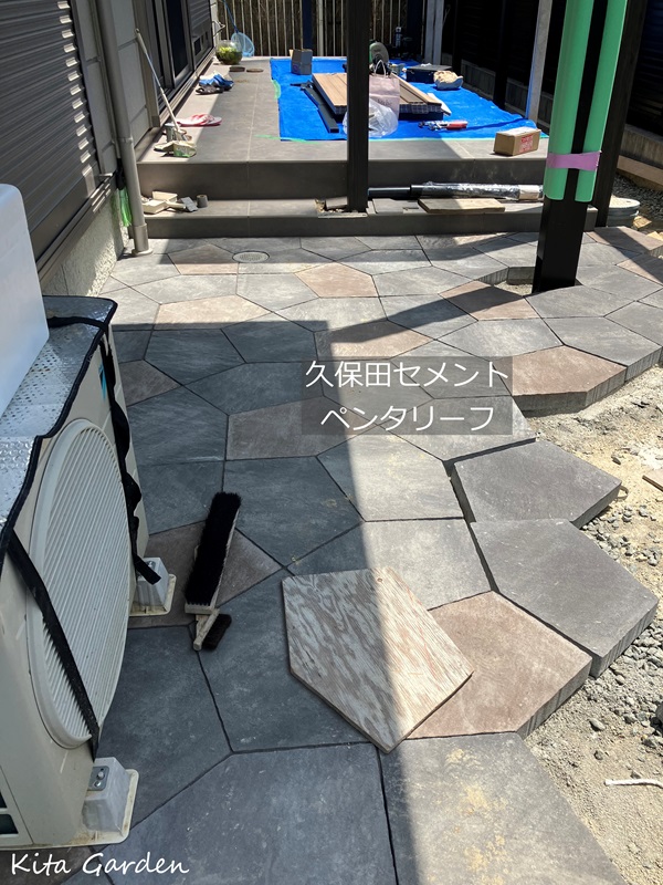 吹田市S様邸の平板テラス