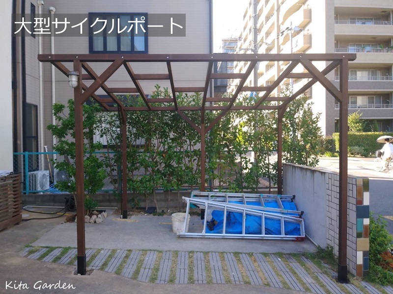 神戸市のカフェにてサイクルポート工事