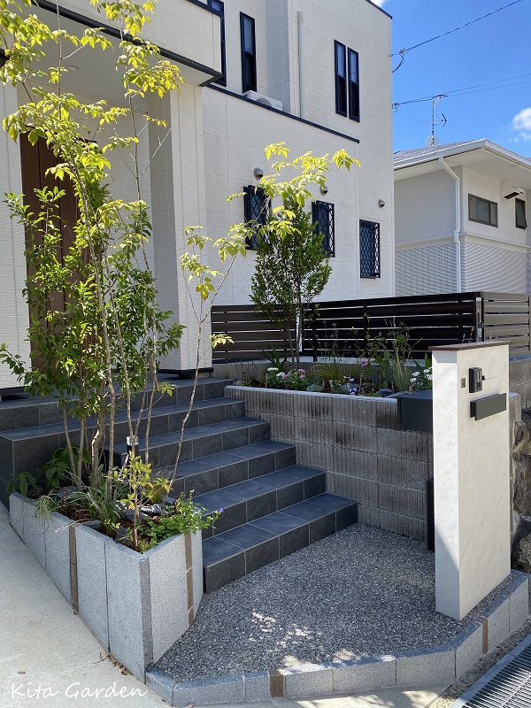 宝塚市の高低差を活かした外構リフォーム