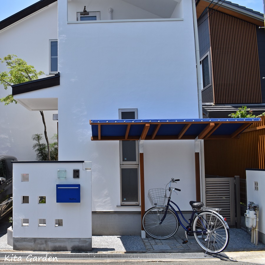 おしゃれなサイクルポート施工例