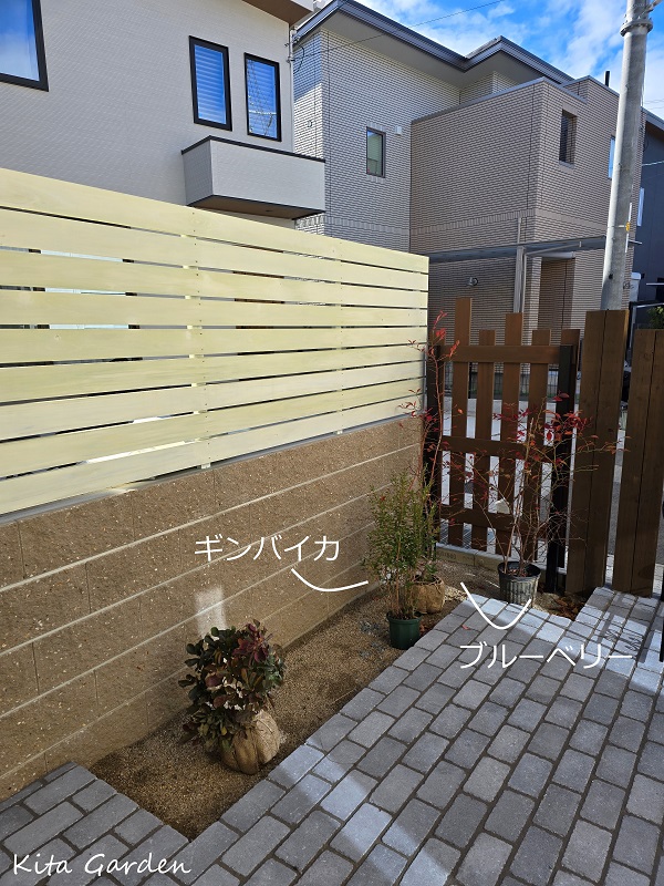 宝塚市の新築外構庭工事の植栽工事
