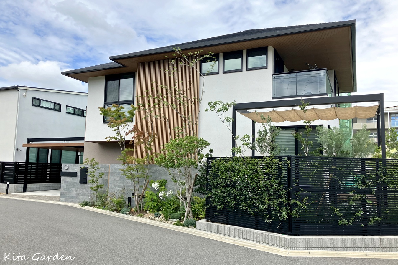 住友林業の家に合う外構施工事例