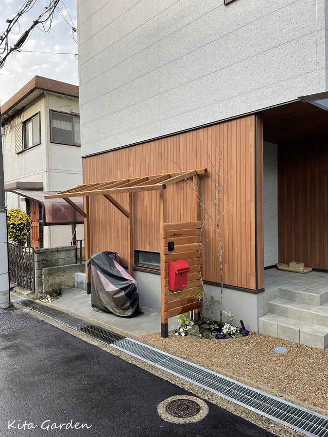 大阪府枚方市新築外構の植栽工事