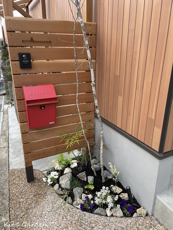 大阪府枚方市新築外構の植栽工事