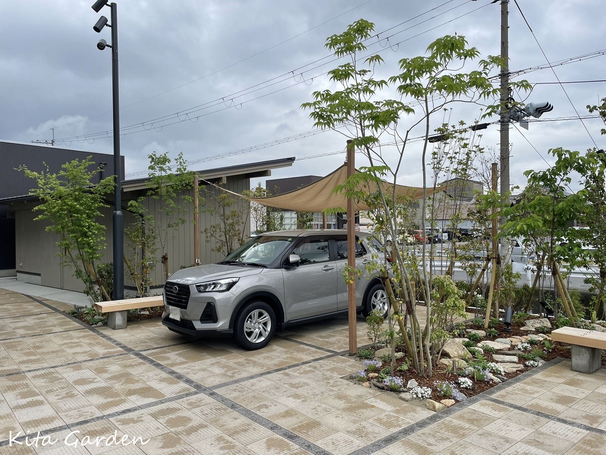 奈良スバルショールームの植栽工事