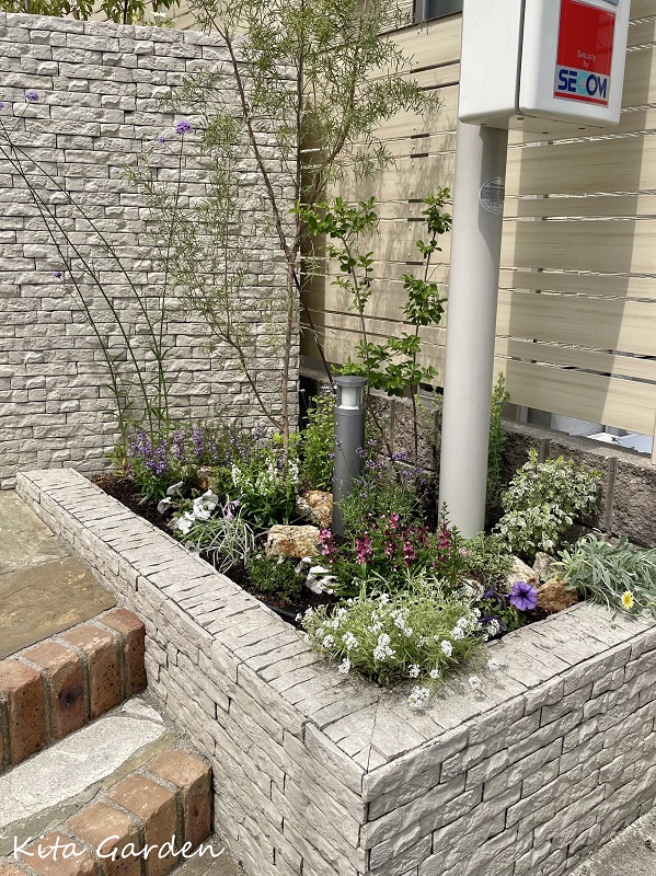 伊丹市での植栽メンテナンス工事
