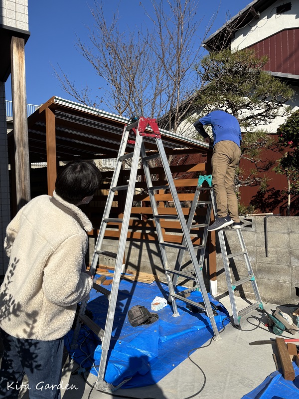 オリジナルのサイクルポートとストックヤード工事