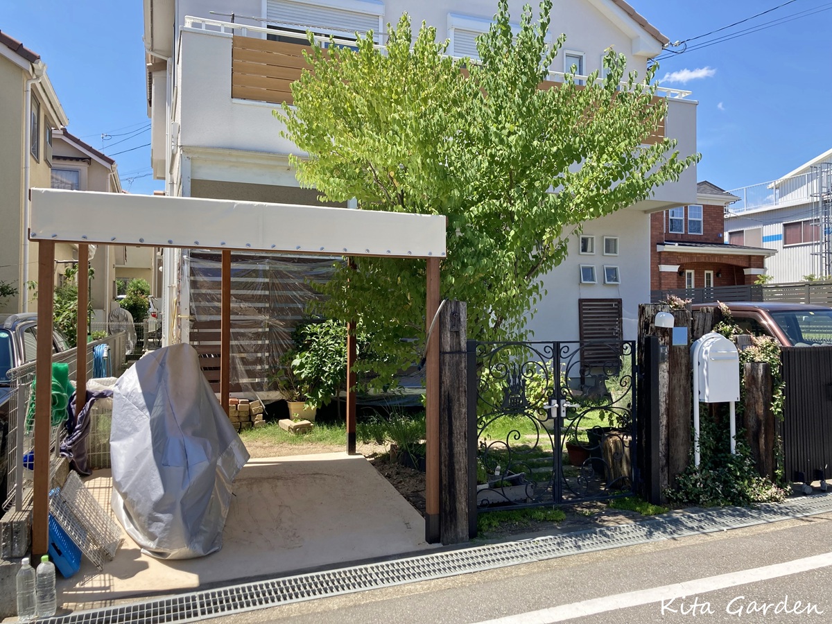 伊丹市で後付け設置したサイクルポート
