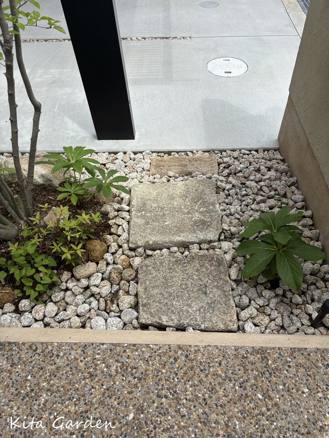 吹田市の平屋外構の和の植栽