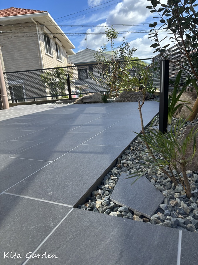 石を活かした庭リフォーム施工事例