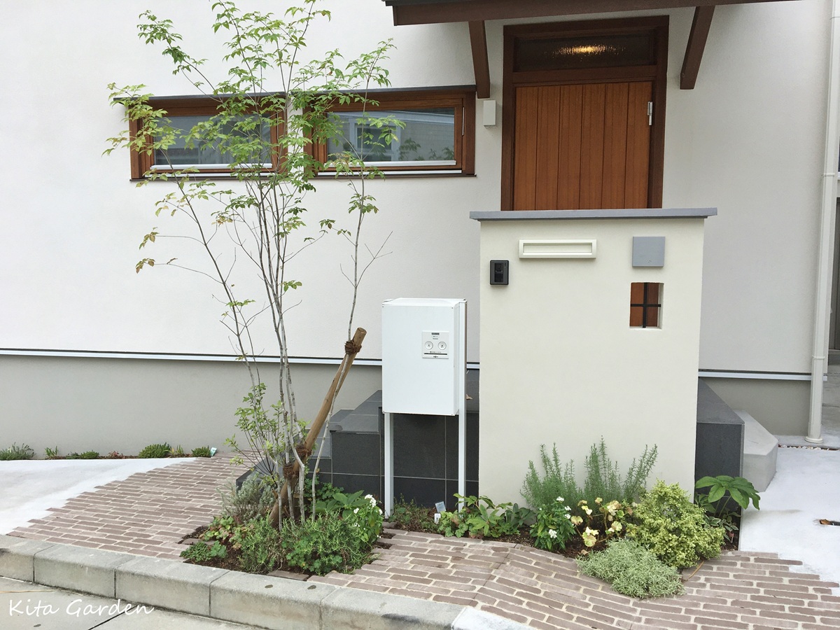 外構を引き立てる植栽デザイン