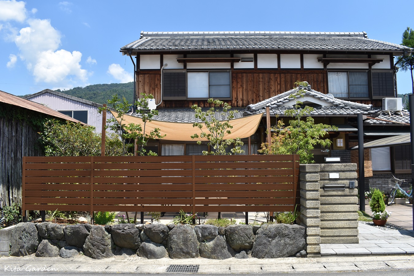 京都での生垣からのフェンスリフォーム工事