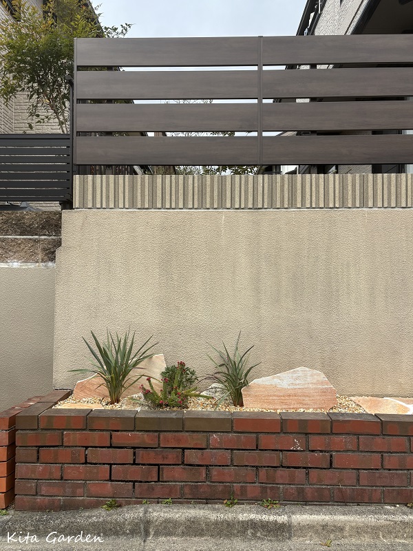 川西市生垣から管理しやすい植栽リフォーム工事