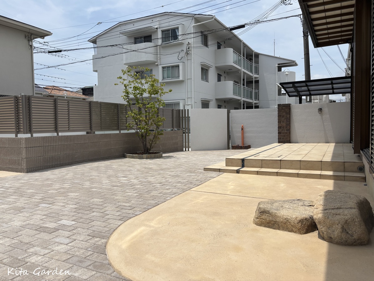 伊丹市庭リフォーム施工例の和室前