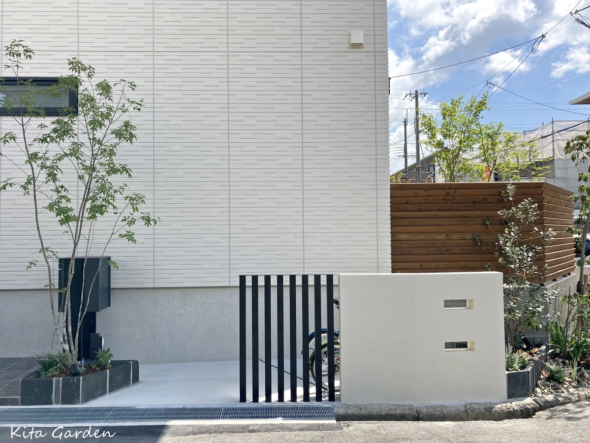 尼崎市の戸建自転車置き場おしゃれ施工実例 